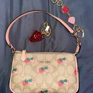 Coach Nolita 19 Strawberry🍓 rare/authentic